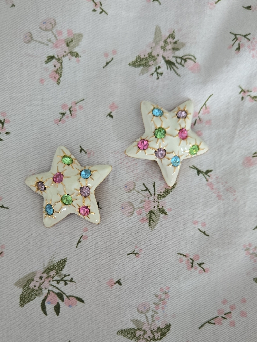 Star Clip On Earrings